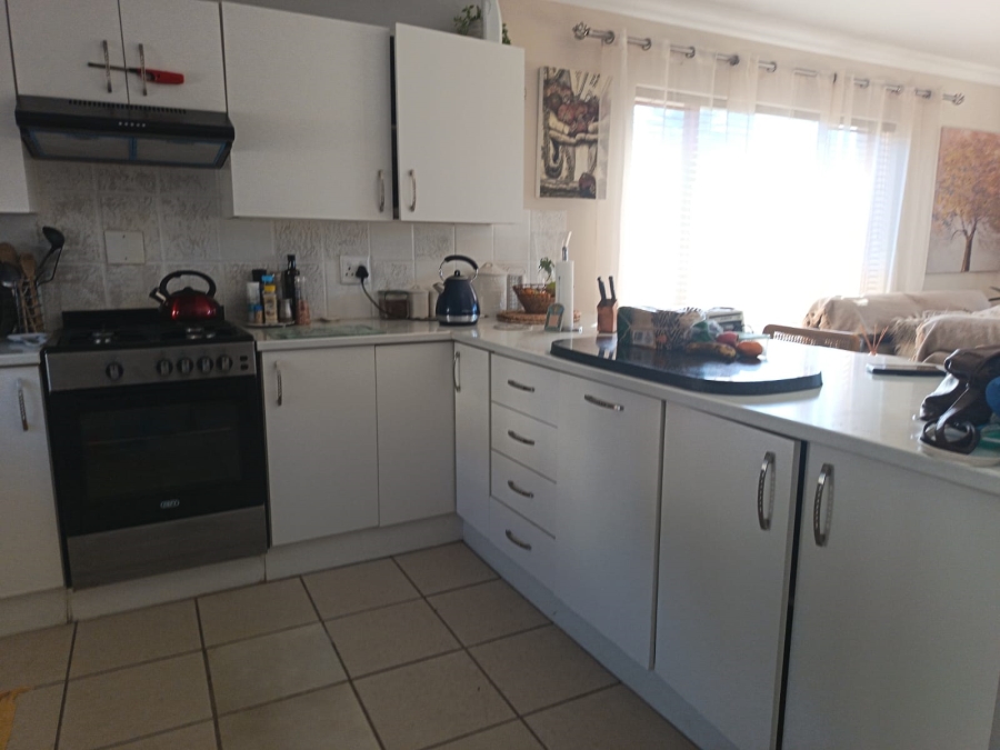 3 Bedroom Property for Sale in Paradise Beach Eastern Cape